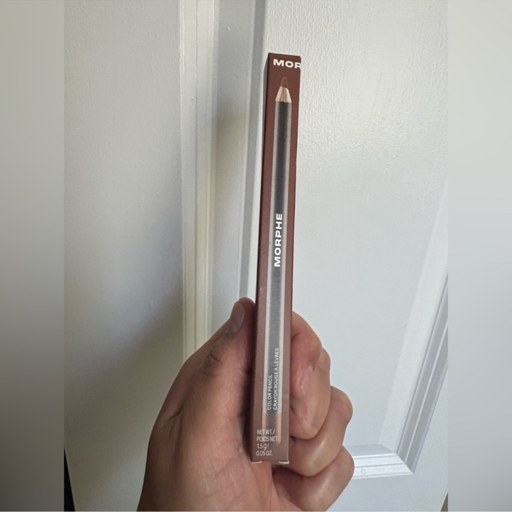 Morphe Brown Eyeliner Pencil In The Color
BITE ME, Brand New Never Used.